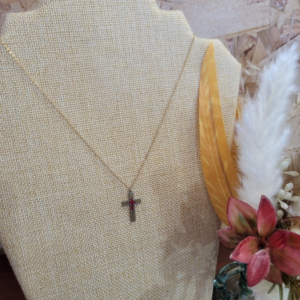 Elegant Cross Necklace